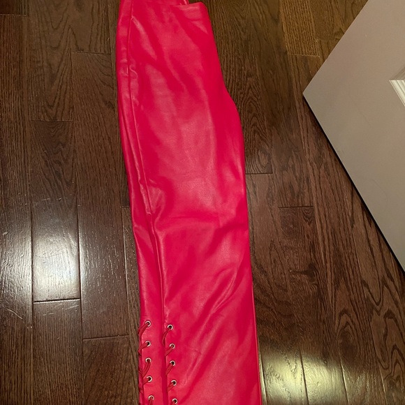 Hot red lace up leather pants. Lovers and Friends in cherry red - Picture 3 of 3